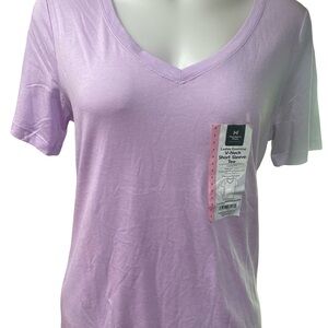Lavender V-Neck Short Sleeve Top